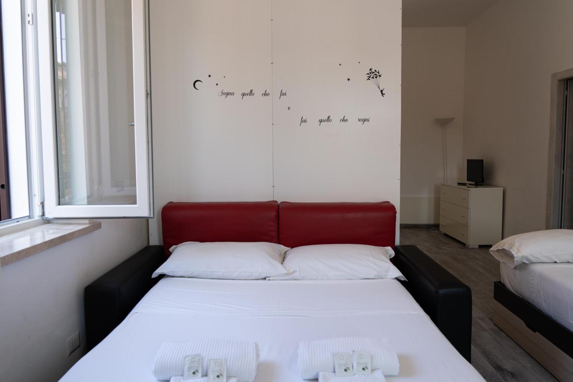 Hotel Vm Rzym Zewnętrze zdjęcie